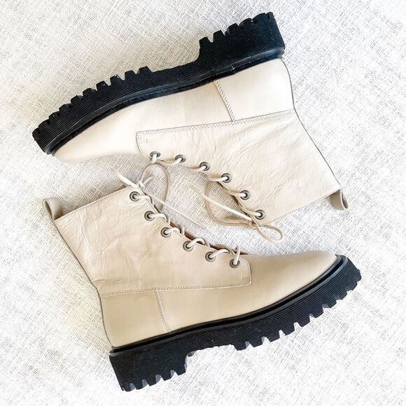 Madewell leather lace-up boots. - Picture 6 of 15